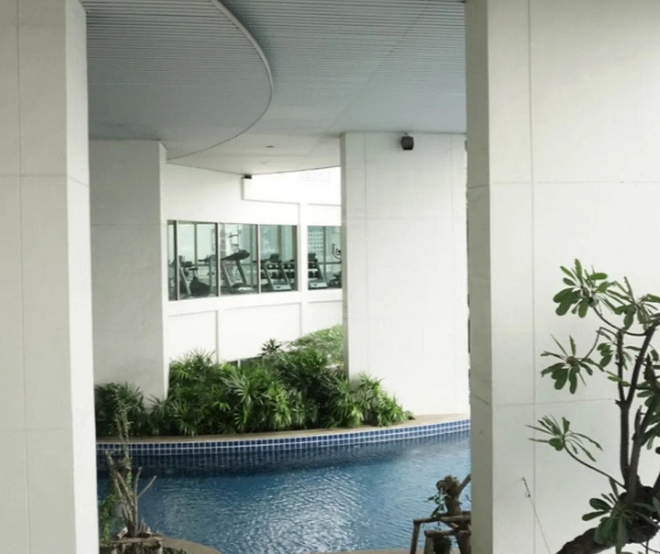Sky Walk Condominium — photo 7