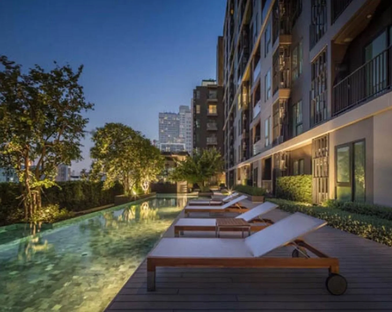 Centric Ratchada - Huai Khwang — photo 6