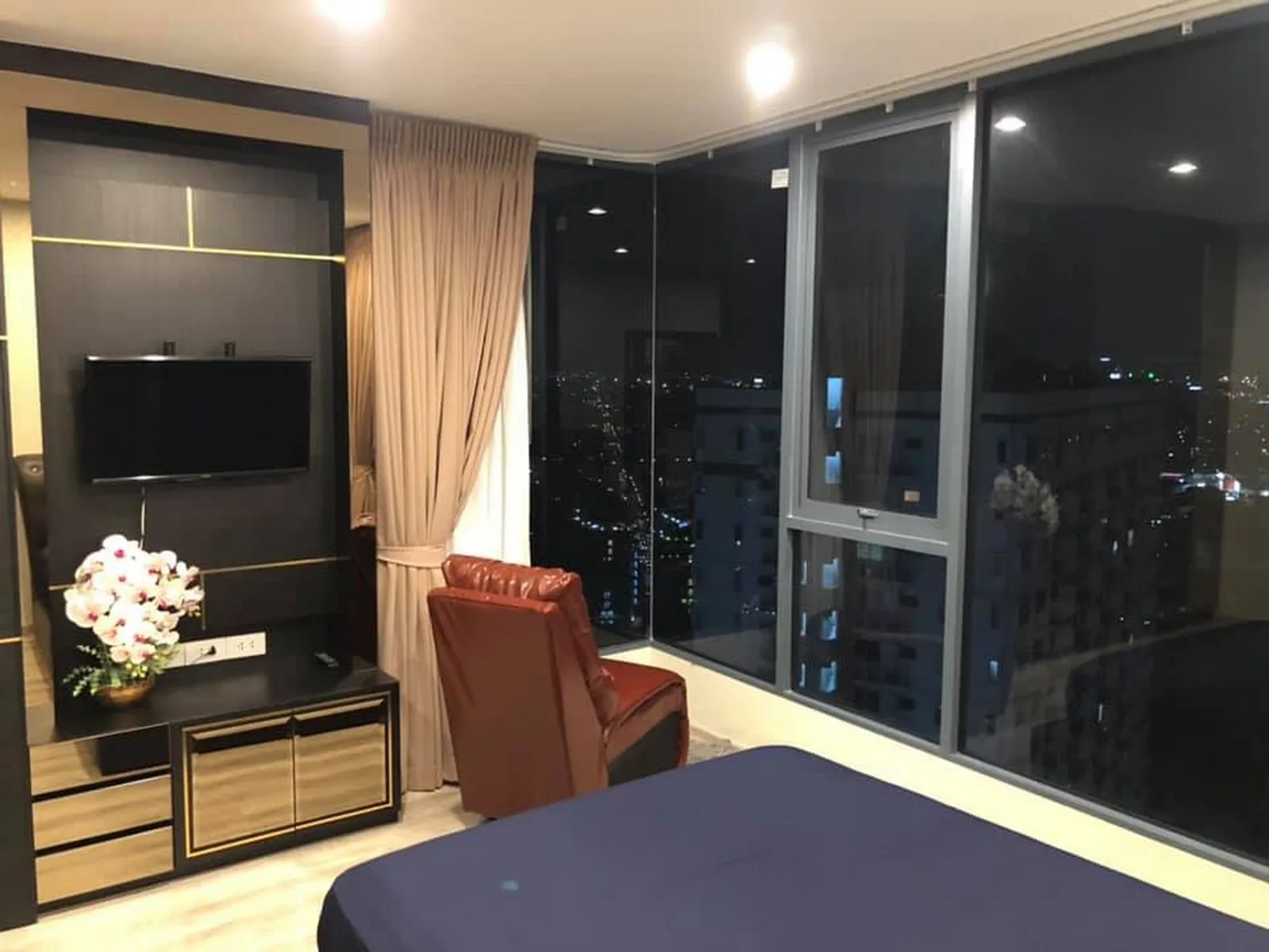 IDEO Mobi Sukhumvit 66 — photo 7