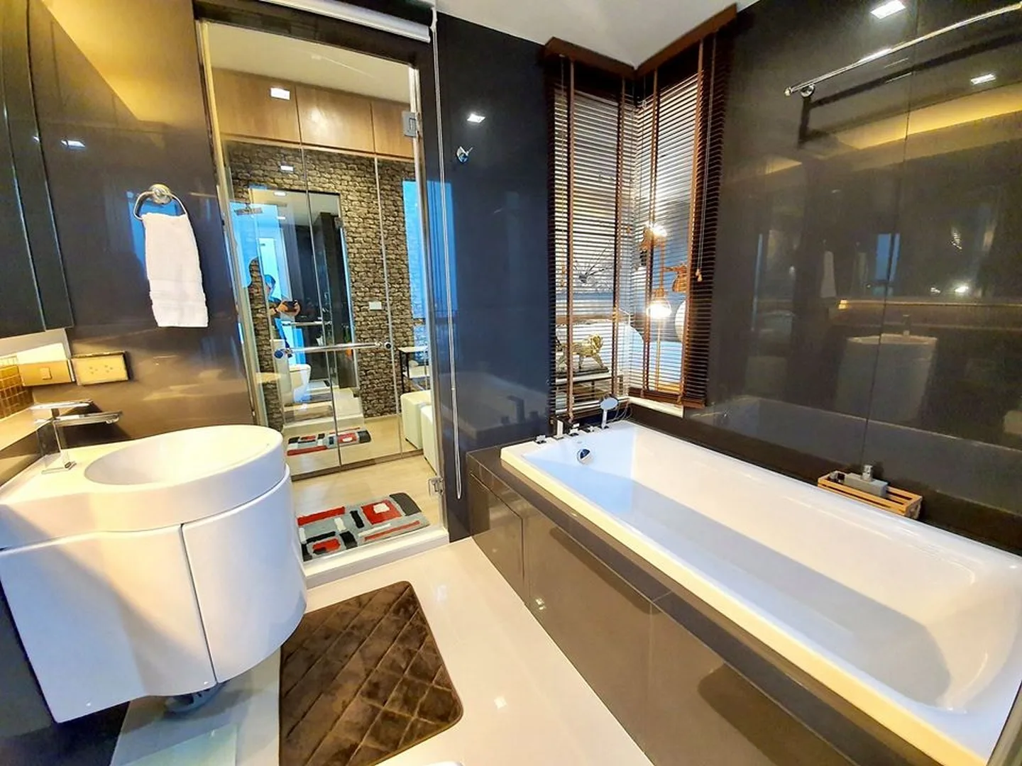 Rhythm Sathorn — photo 10