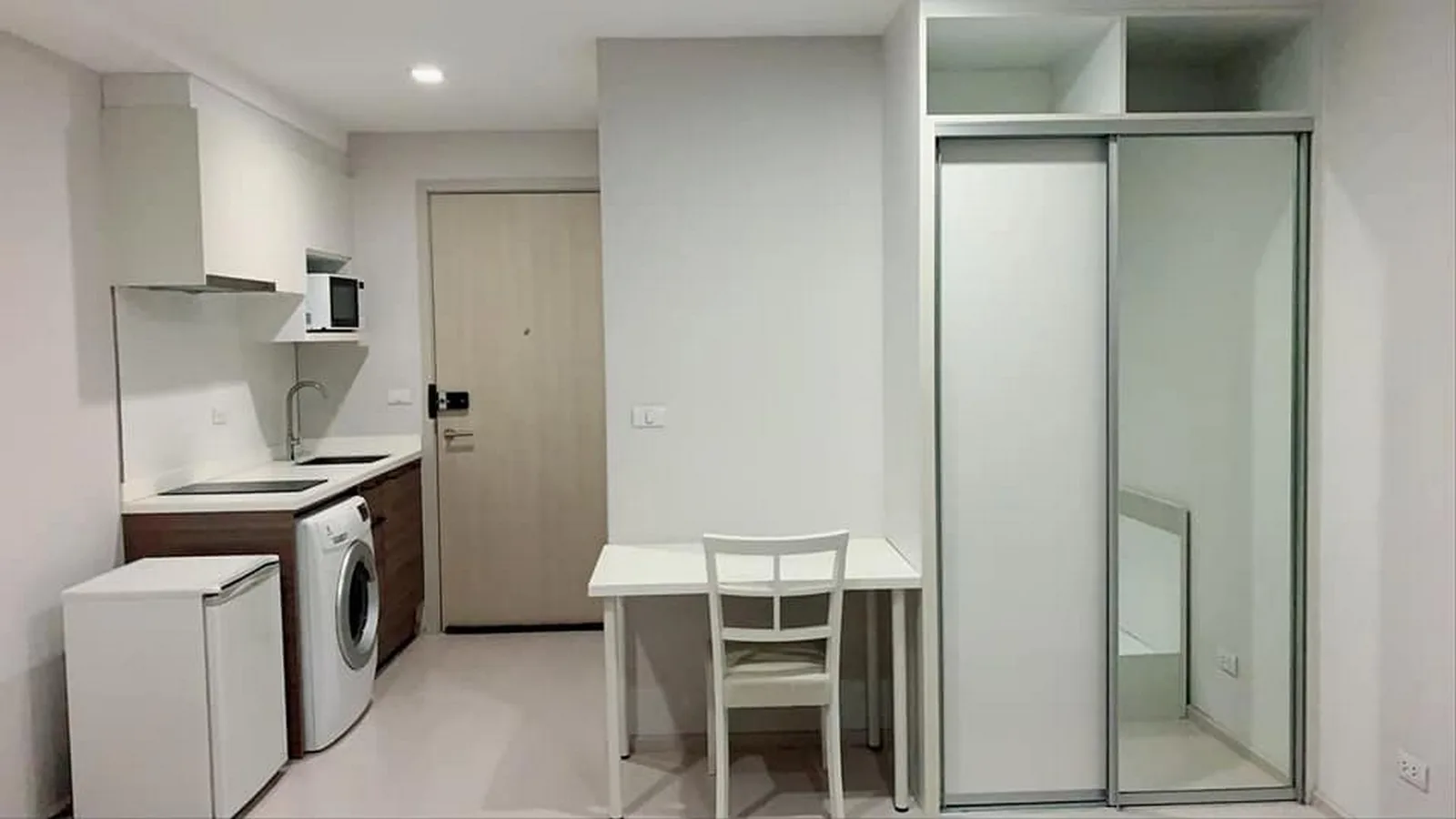 Condolette Pixel Sathorn — photo 5