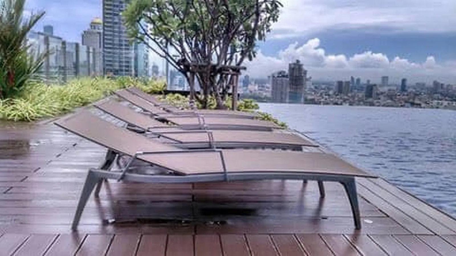 Urbano Absolute Sathon - Taksin — photo 12