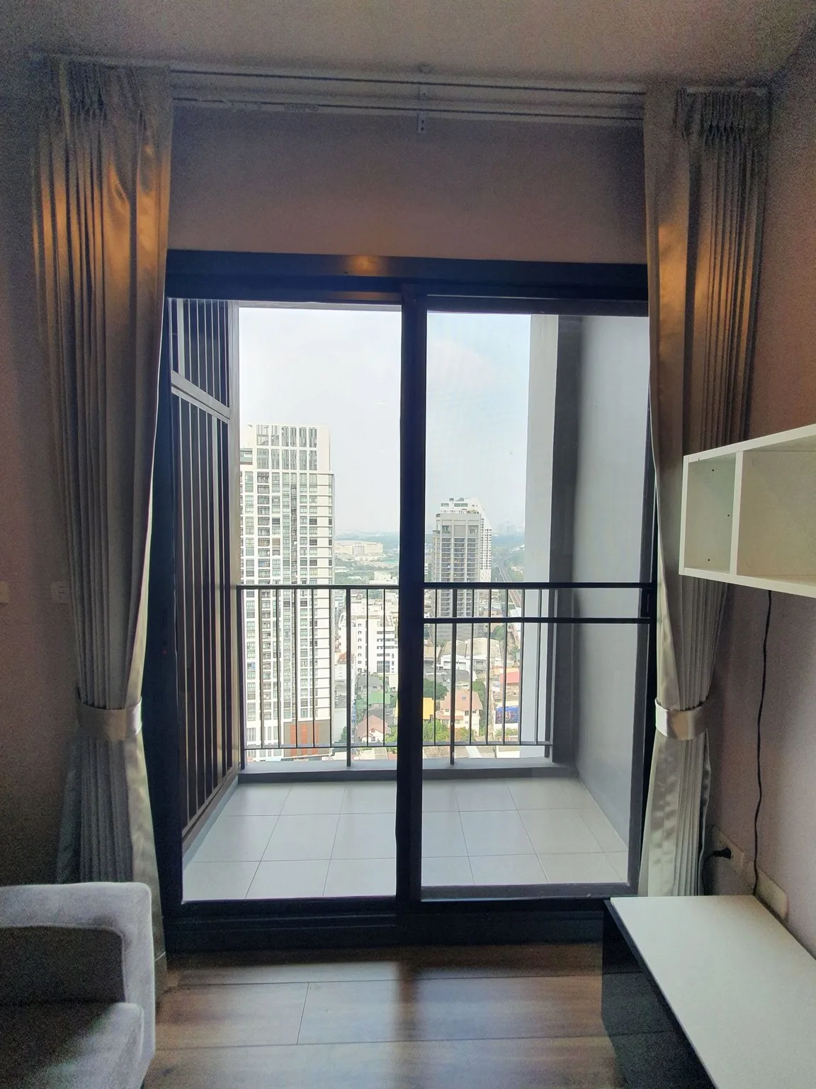 Onyx Phaholyothin — photo 5