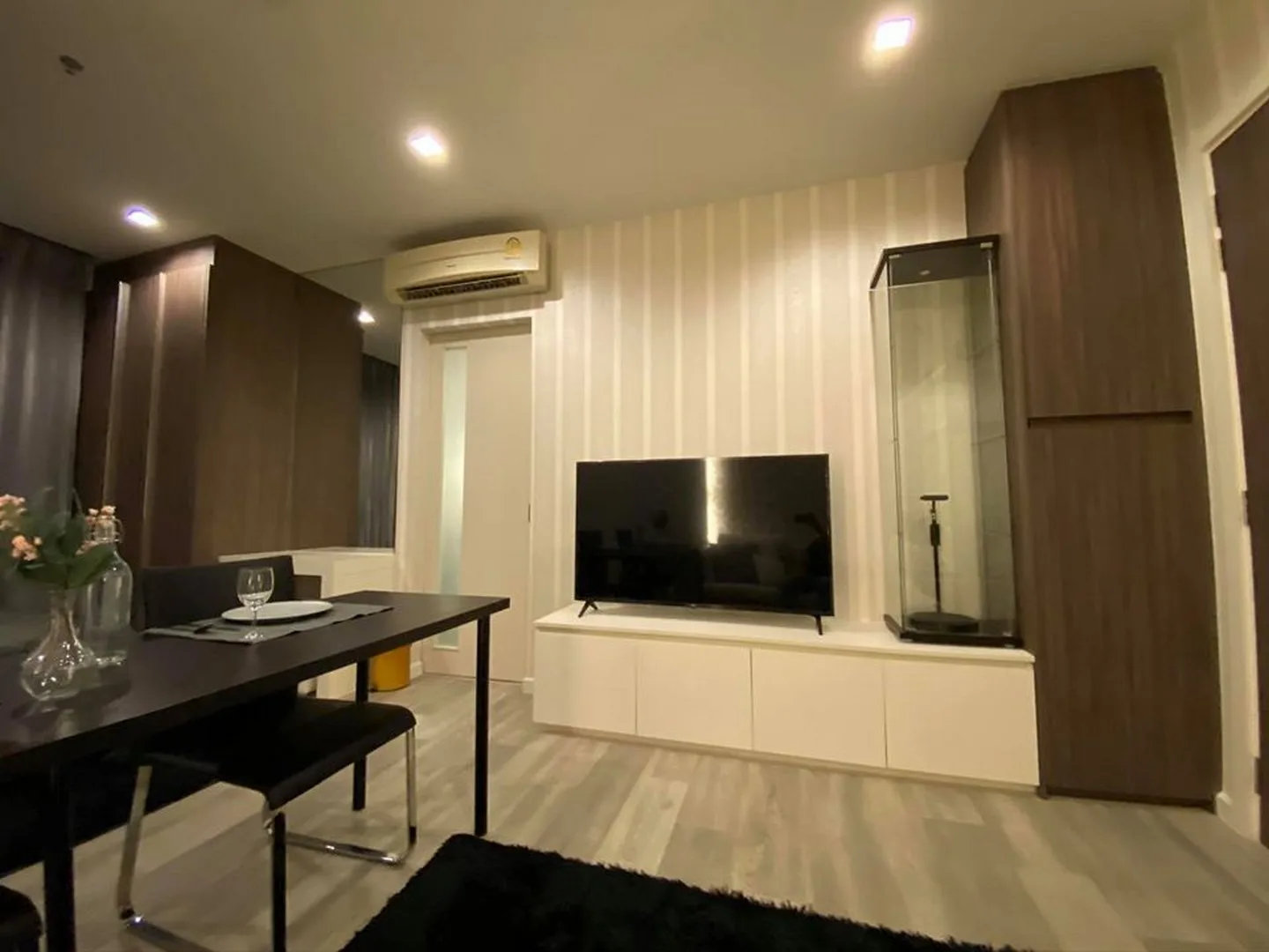 Urbano Absolute Sathon - Taksin — photo 12