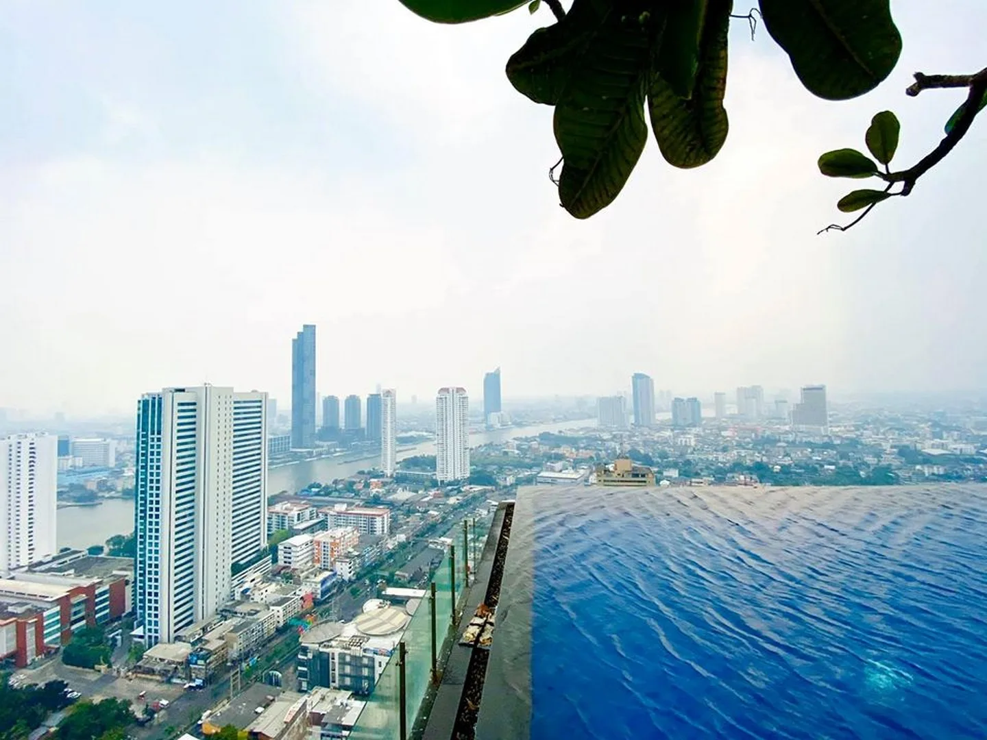 Urbano Absolute Sathon - Taksin — photo 17