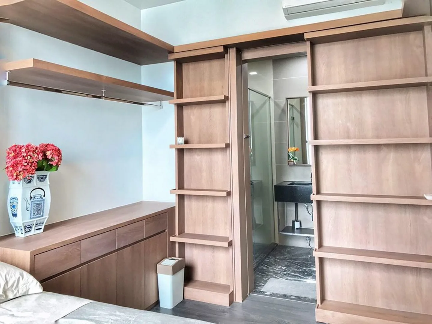 Edge Sukhumvit 23 — photo 2