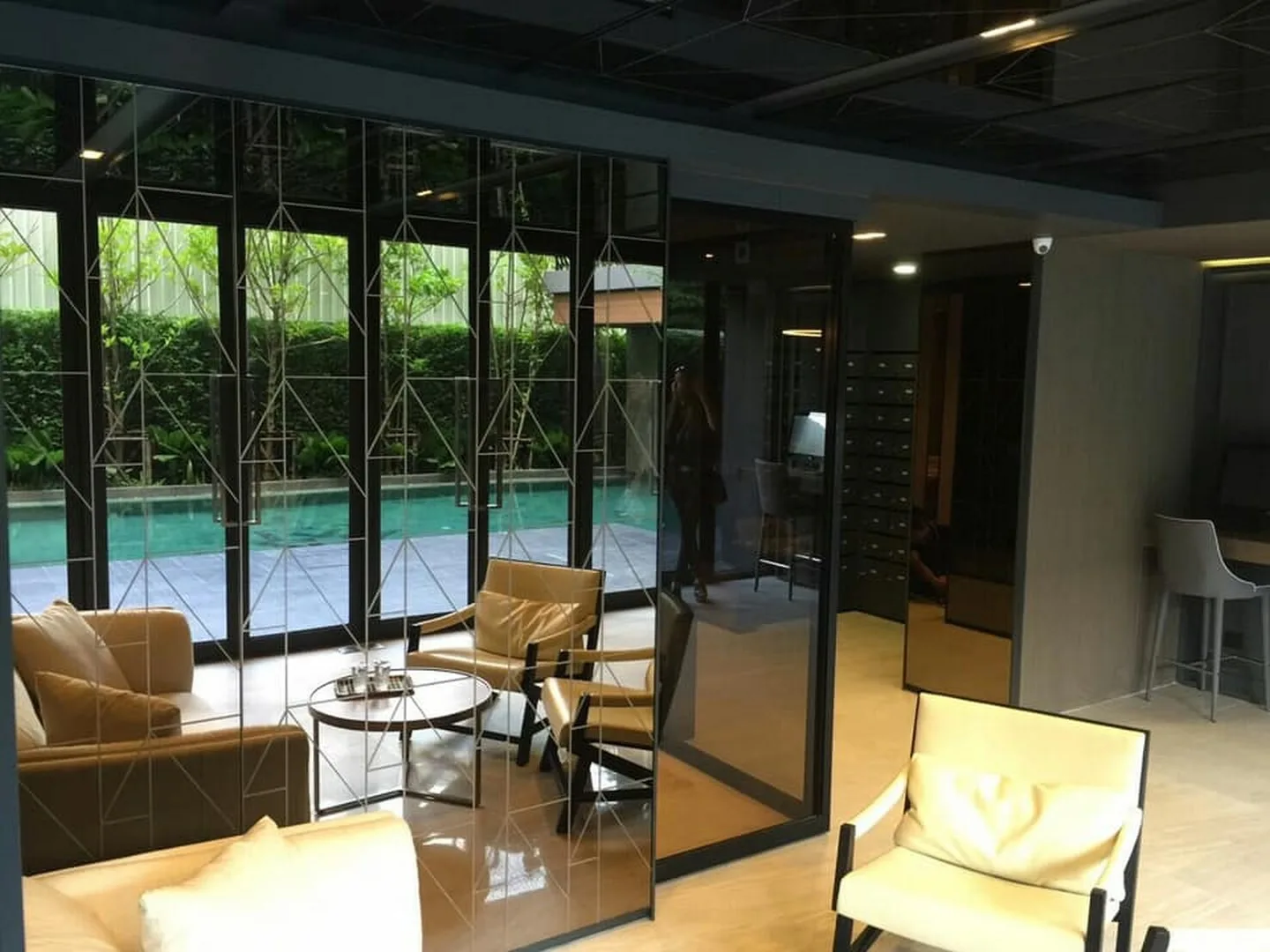 Klass Condo Langsuan — photo 8