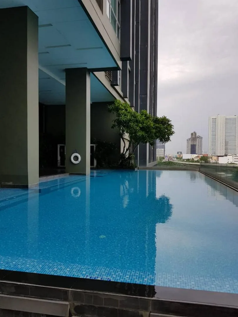 Hive Sathorn — photo 5