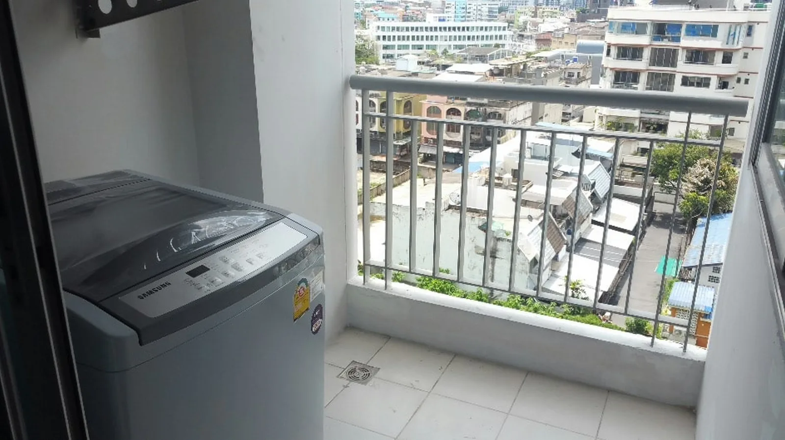 Life Sukhumvit 65 — photo 9