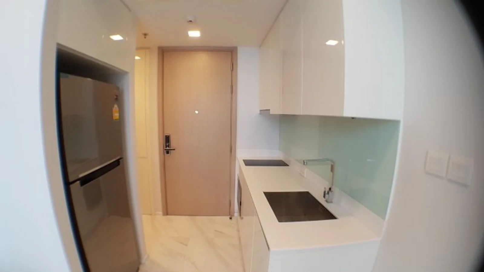 Hyde Sukhumvit 11 — photo 4