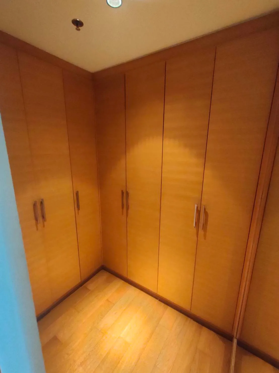 The Emporio Place — photo 5