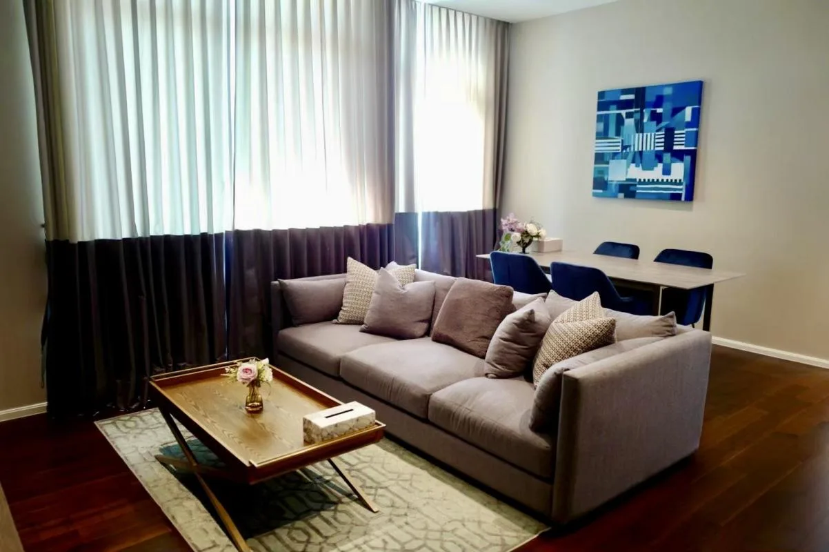 The Diplomat 39 — photo 1