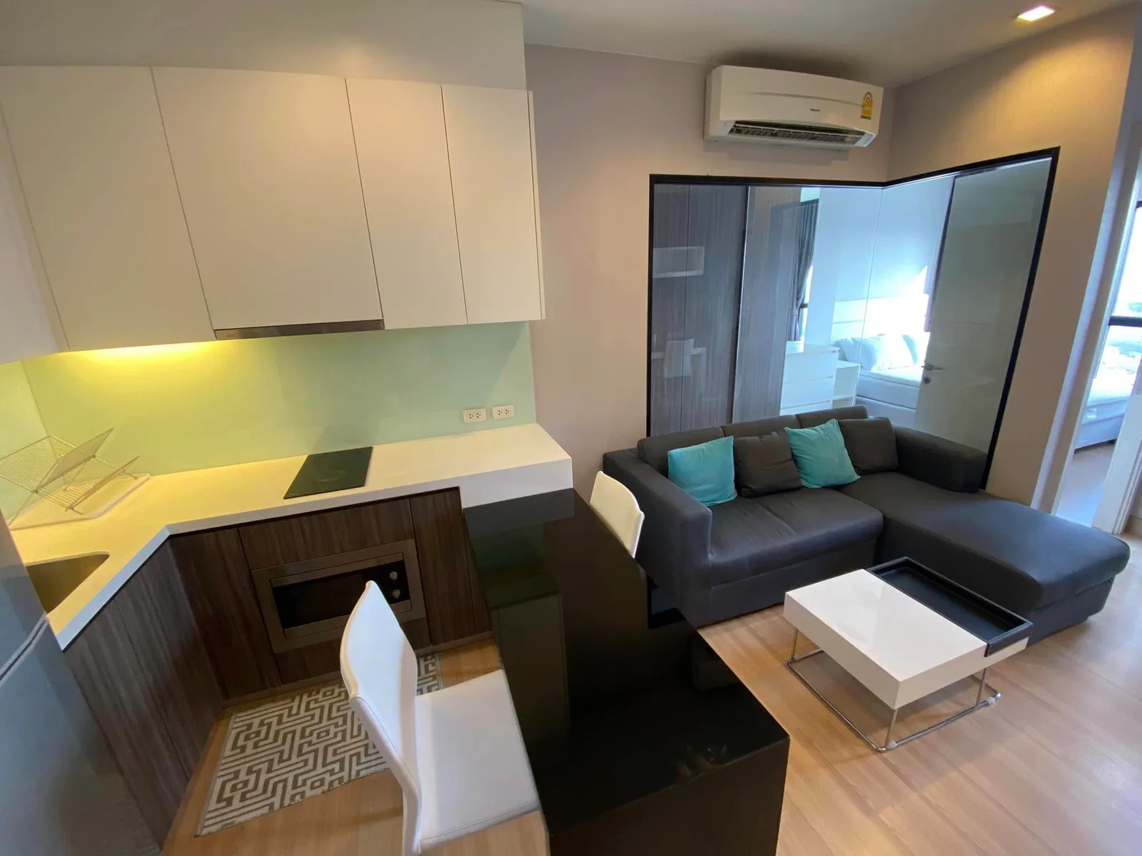 Urbano Absolute Sathon - Taksin — photo 2