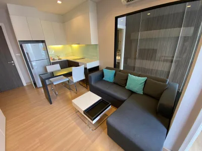 Urbano Absolute Sathon - Taksin