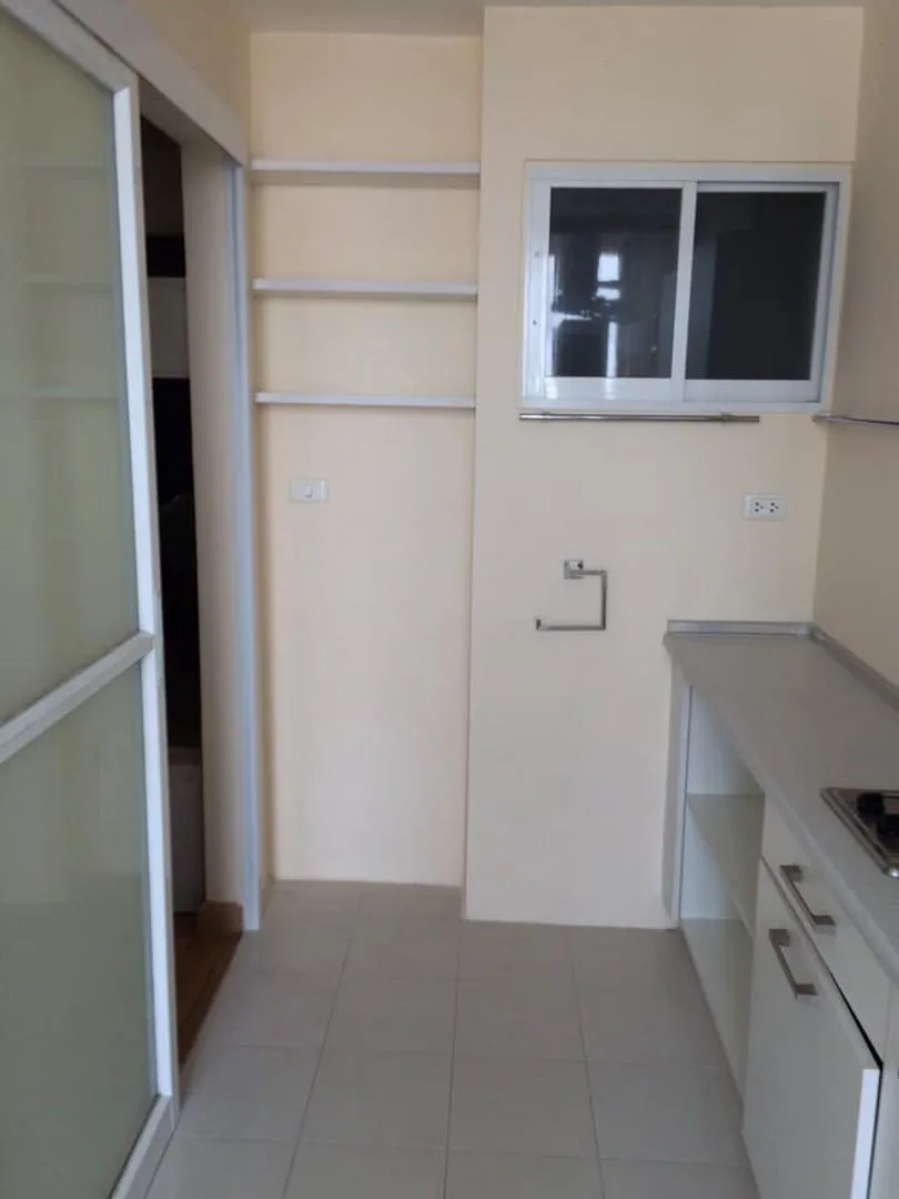 Life @ Phahon - Ari — photo 3