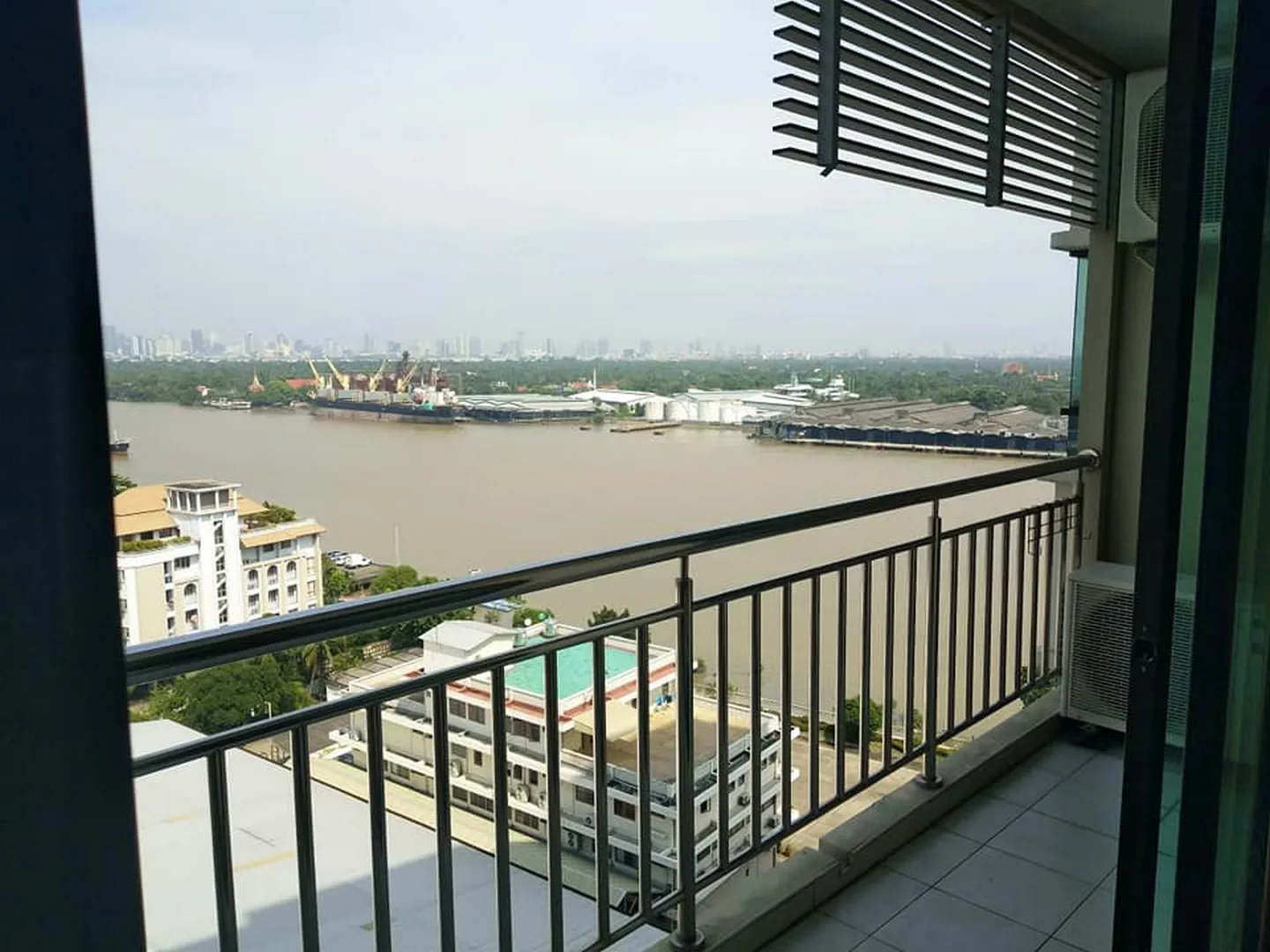 Lumpini Place Narathiwas - Chaopraya — photo 3
