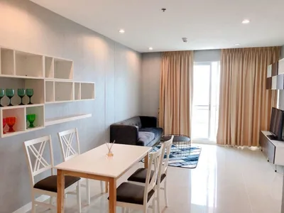 Circle Condominium