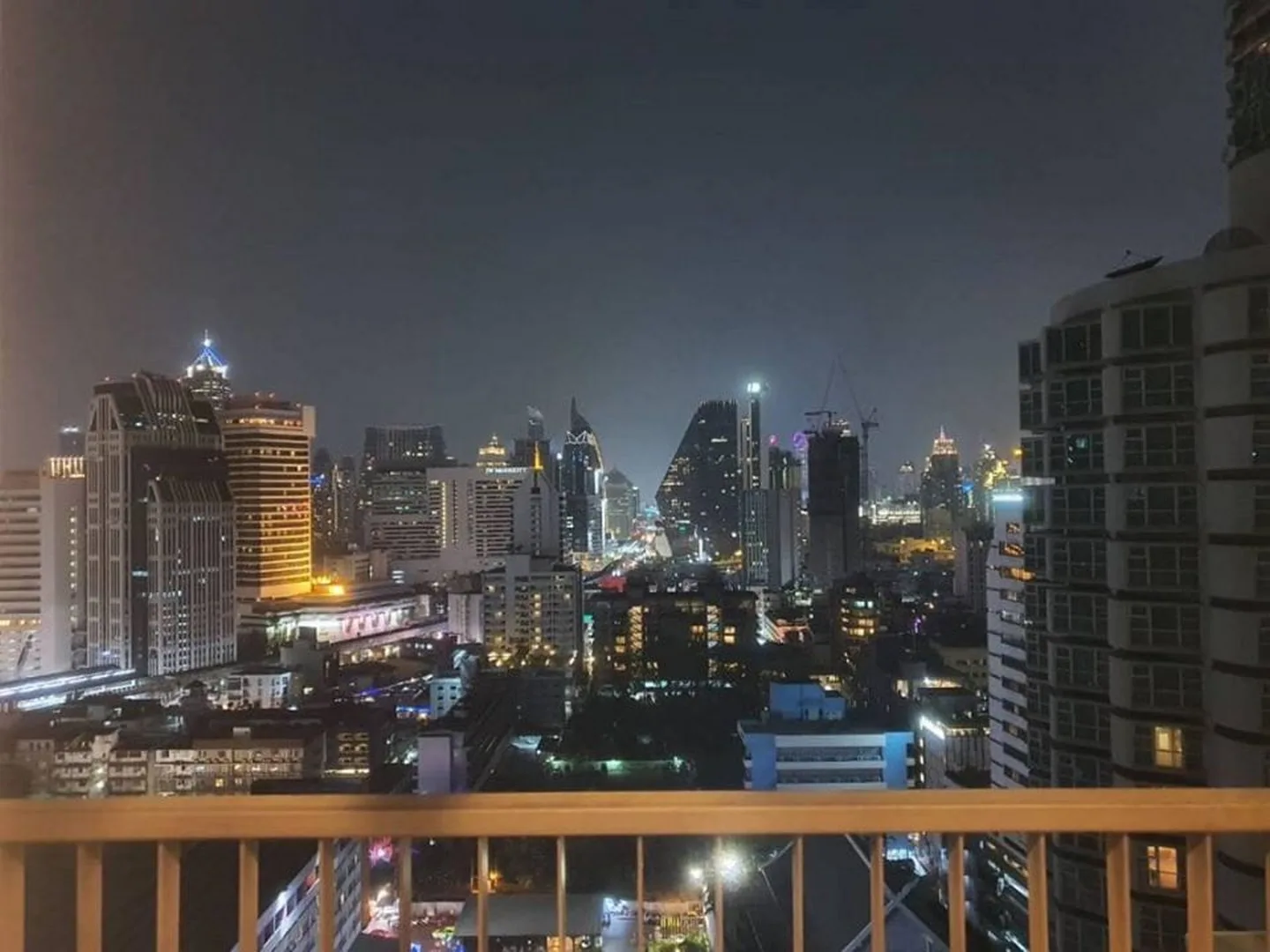 15 Sukhumvit Residences — photo 3