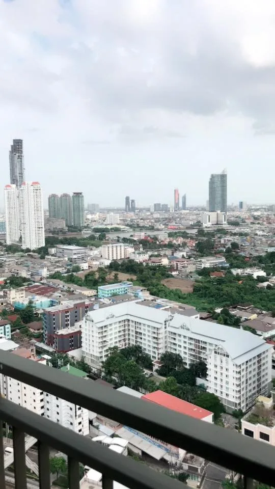Hive Sathorn — photo 20
