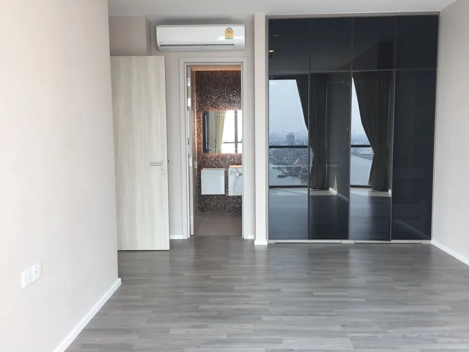 333 Riverside — photo 8