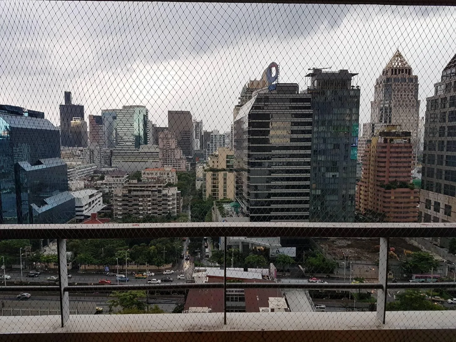 Sathorn Gardens — photo 11