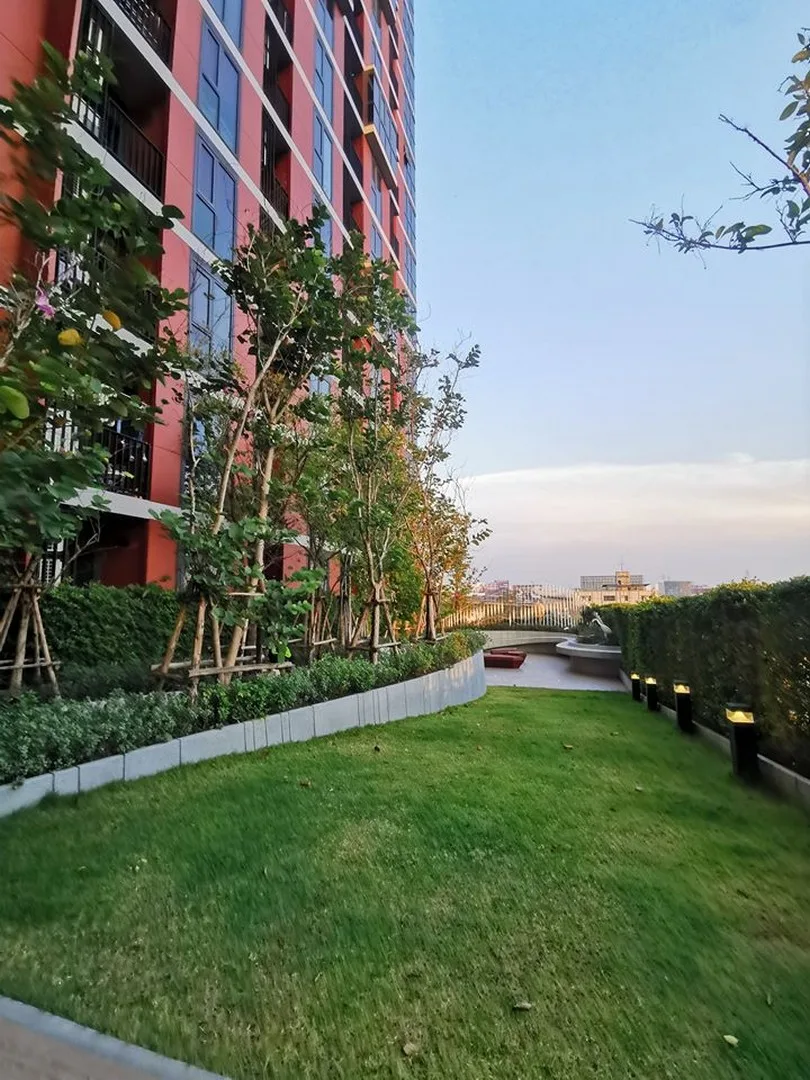 The Base Garden Rama 9 — photo 7