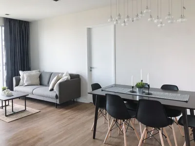 The Room Sathorn - Taksin