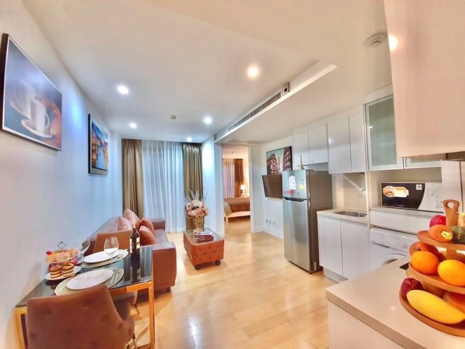 Collezio Sathorn - Pipat — photo 1