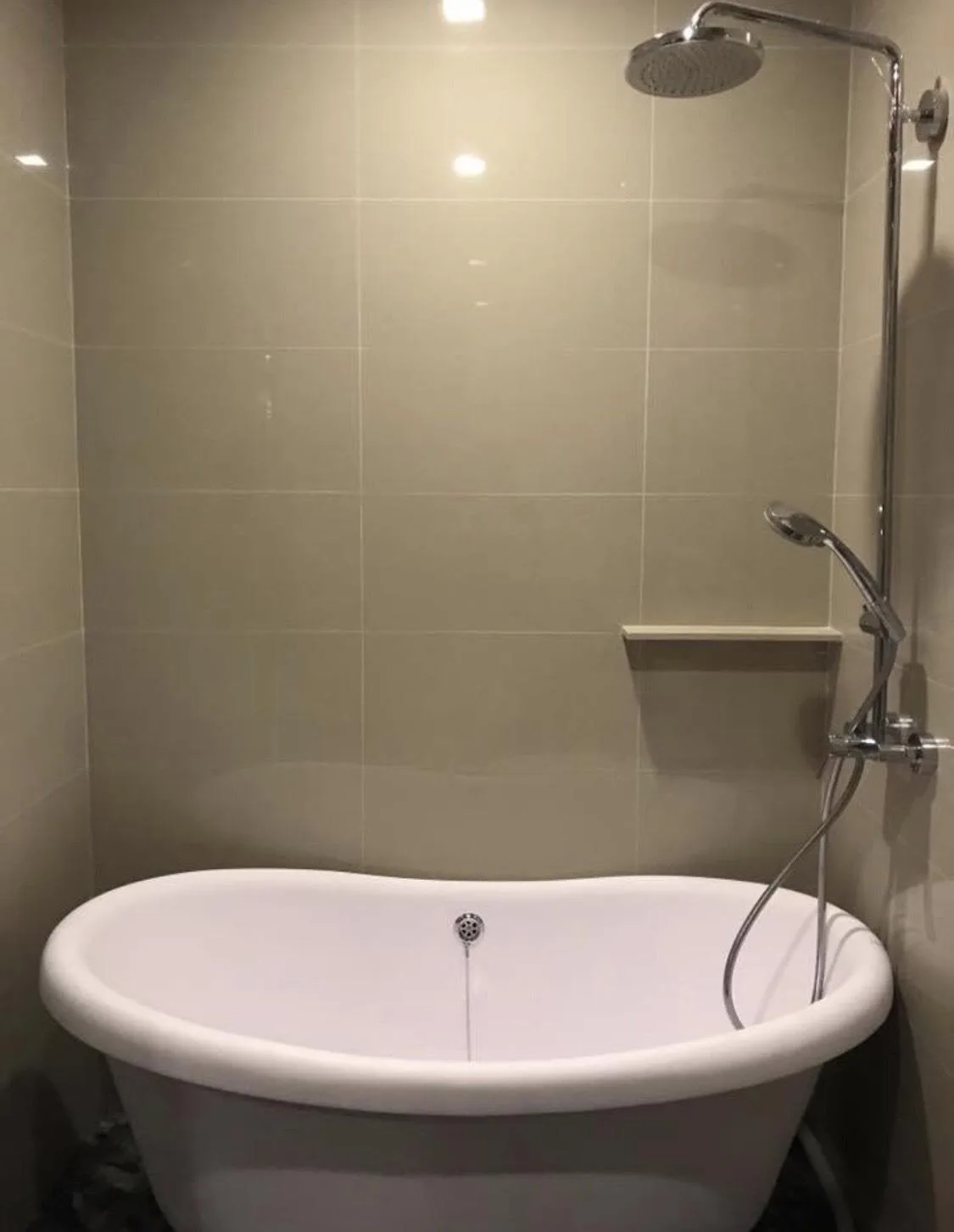 Edge Sukhumvit 23 — photo 12