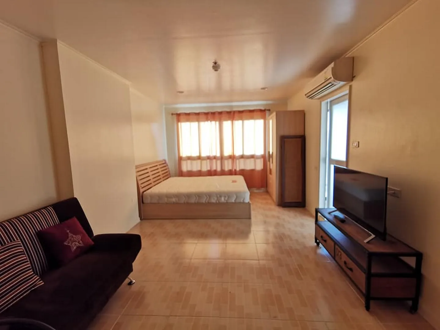 Lumpini Place Phahol - Saphankhwai — photo 2