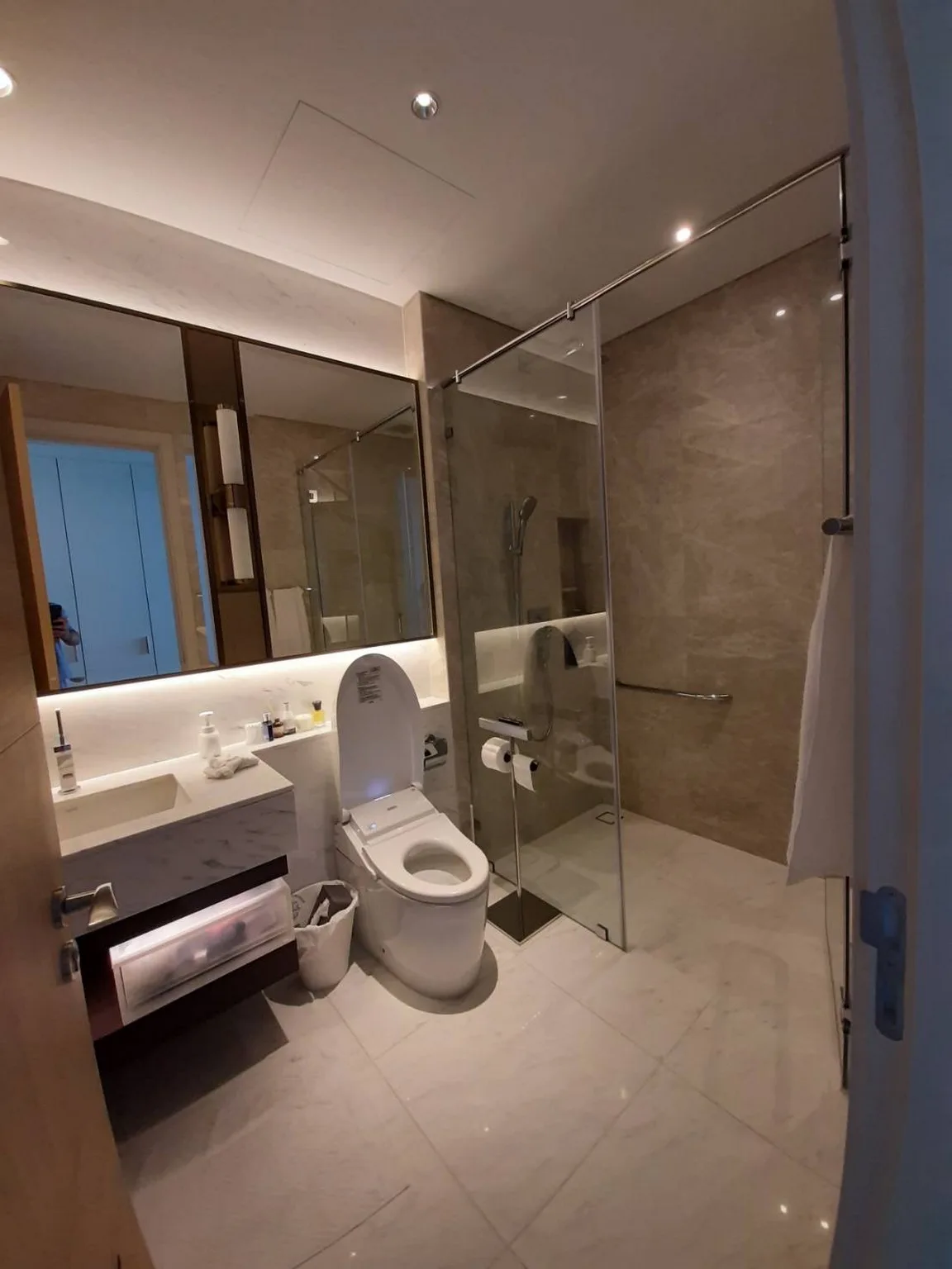 Sindhorn Residence — photo 13