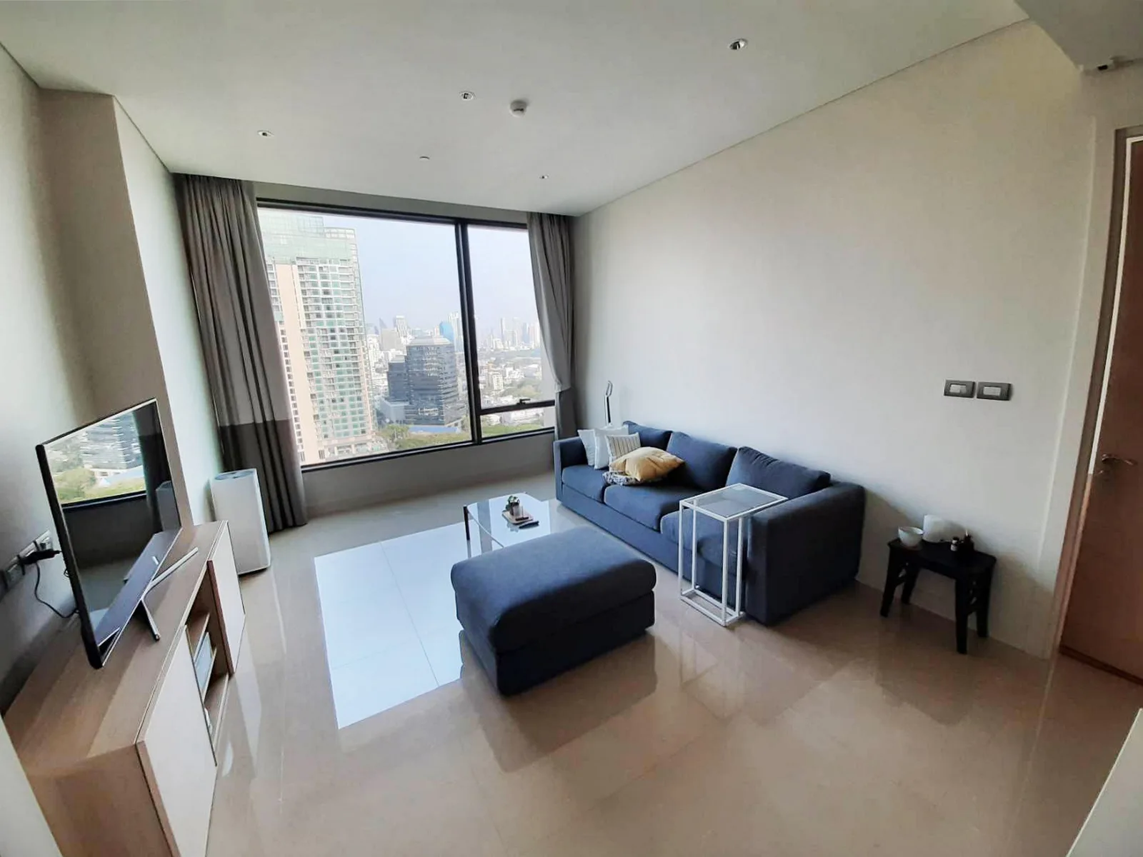 Sindhorn Residence — photo 4