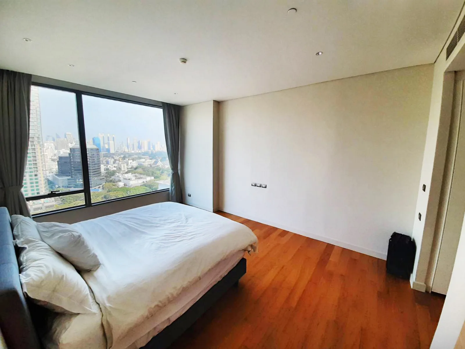 Sindhorn Residence — photo 7