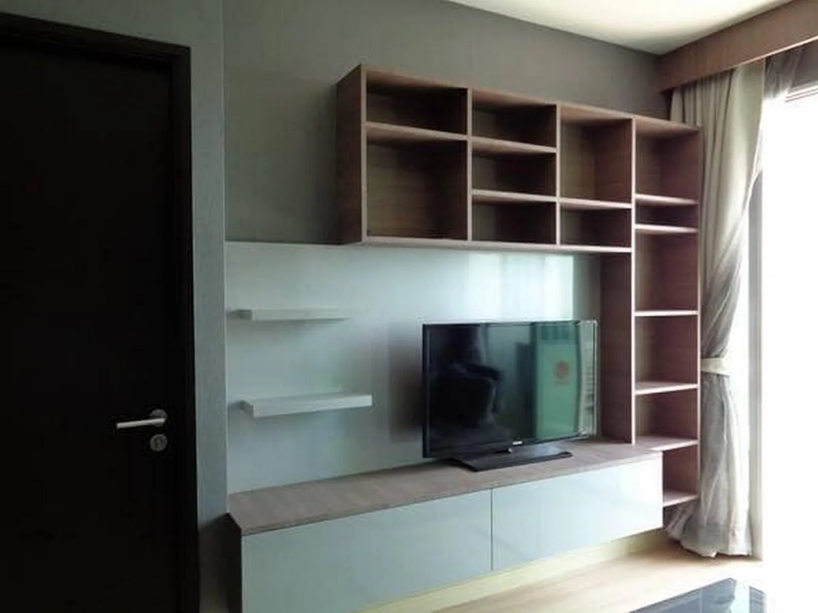 Sky Walk Condominium — photo 3