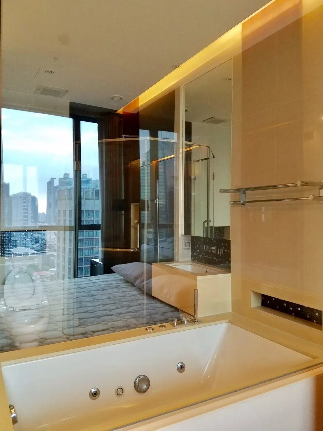 The Address Sukhumvit 28 — photo 8