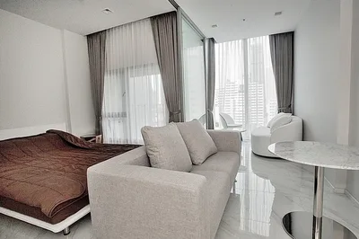 Hyde Sukhumvit 11