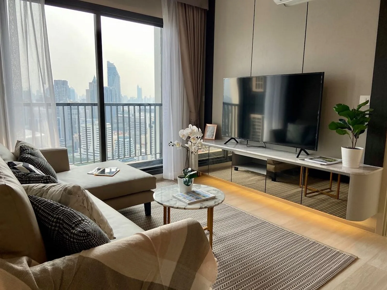 Life One Wireless — photo 2