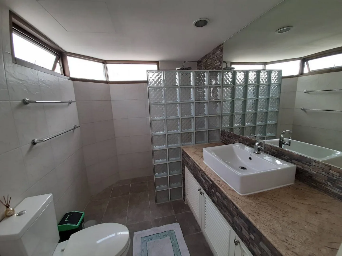 Beverly Tower Condo — photo 13