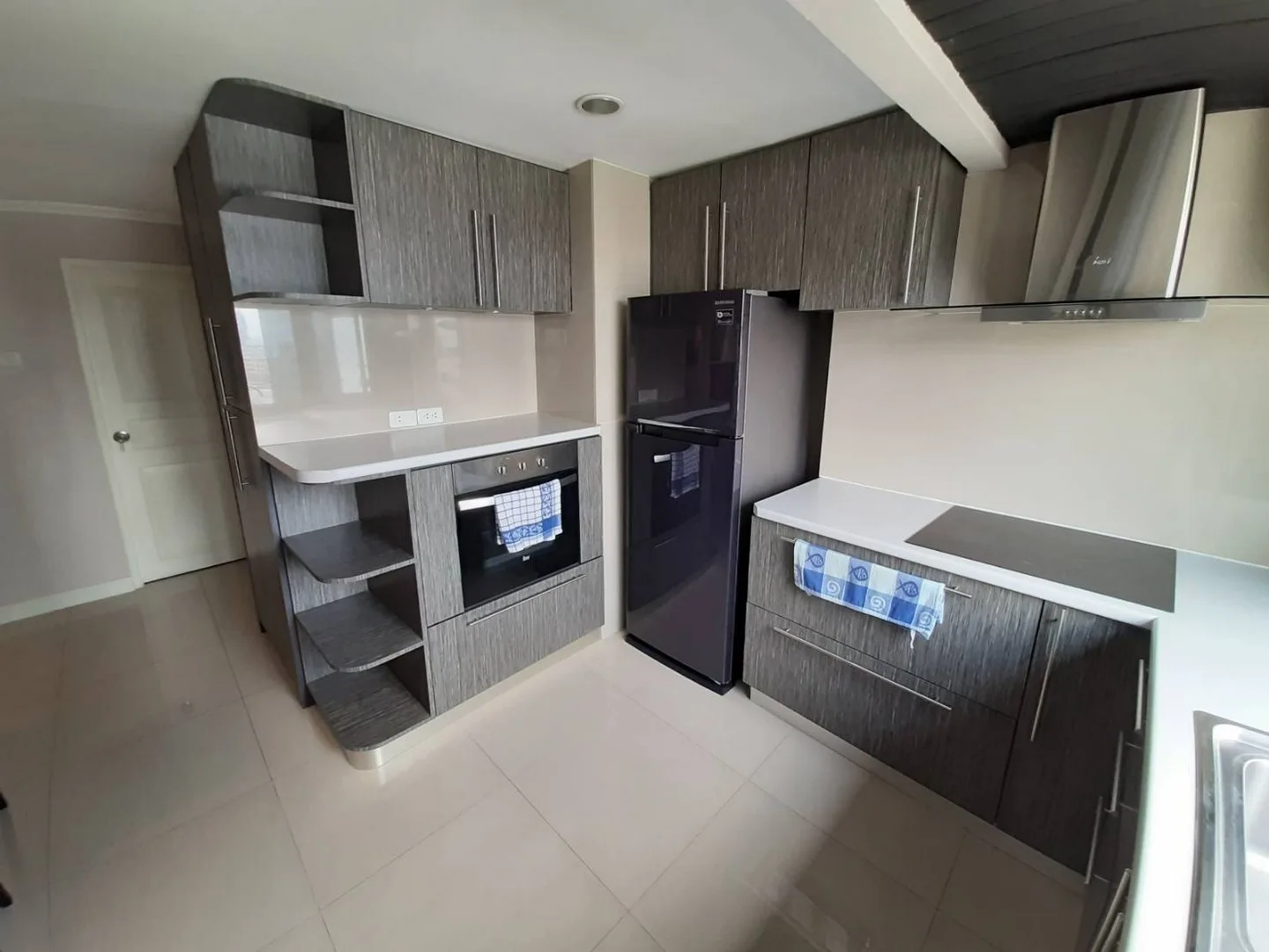 Beverly Tower Condo — photo 5
