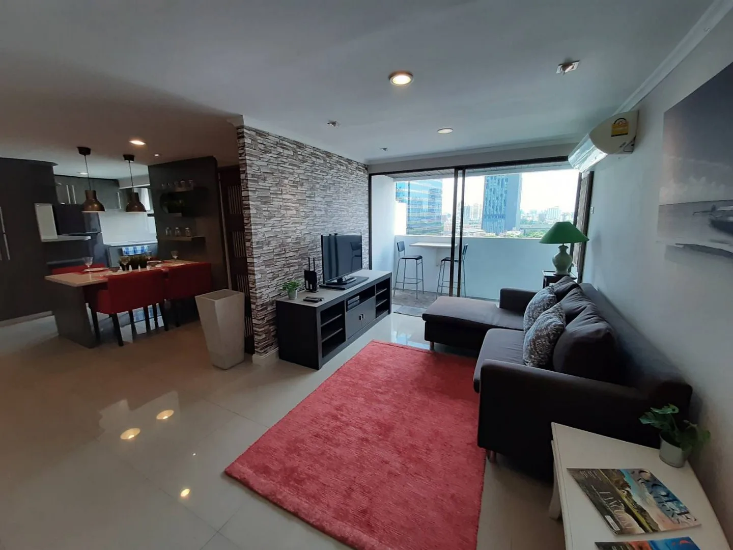 Beverly Tower Condo — photo 6