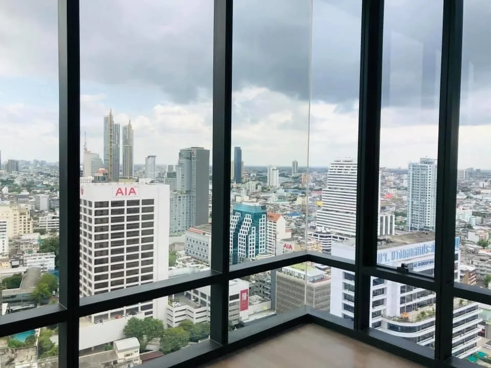 Ashton Silom — photo 2