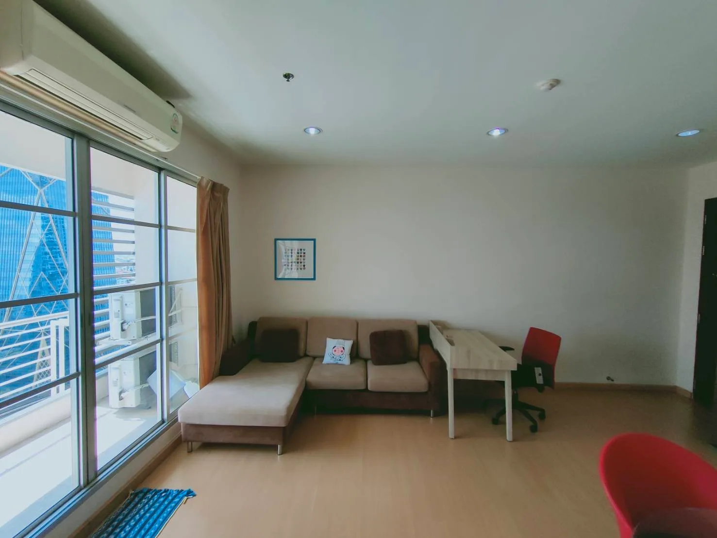Baan Klang Krung Siam - Pathumwan — photo 1