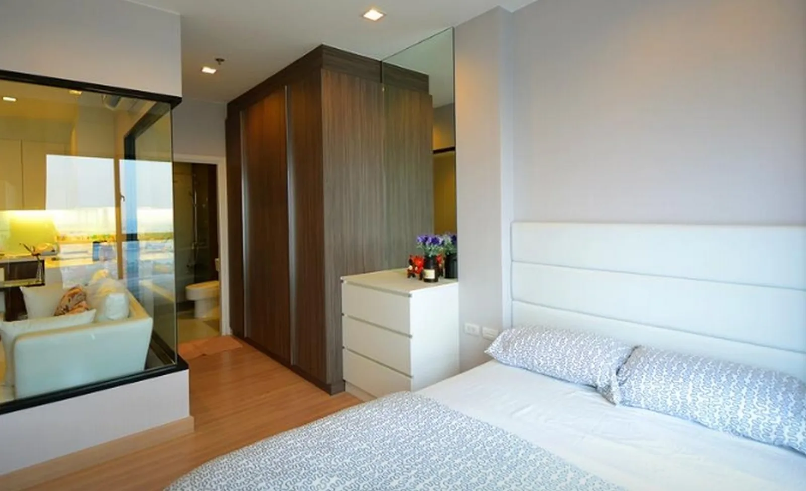 Urbano Absolute Sathon - Taksin — photo 3