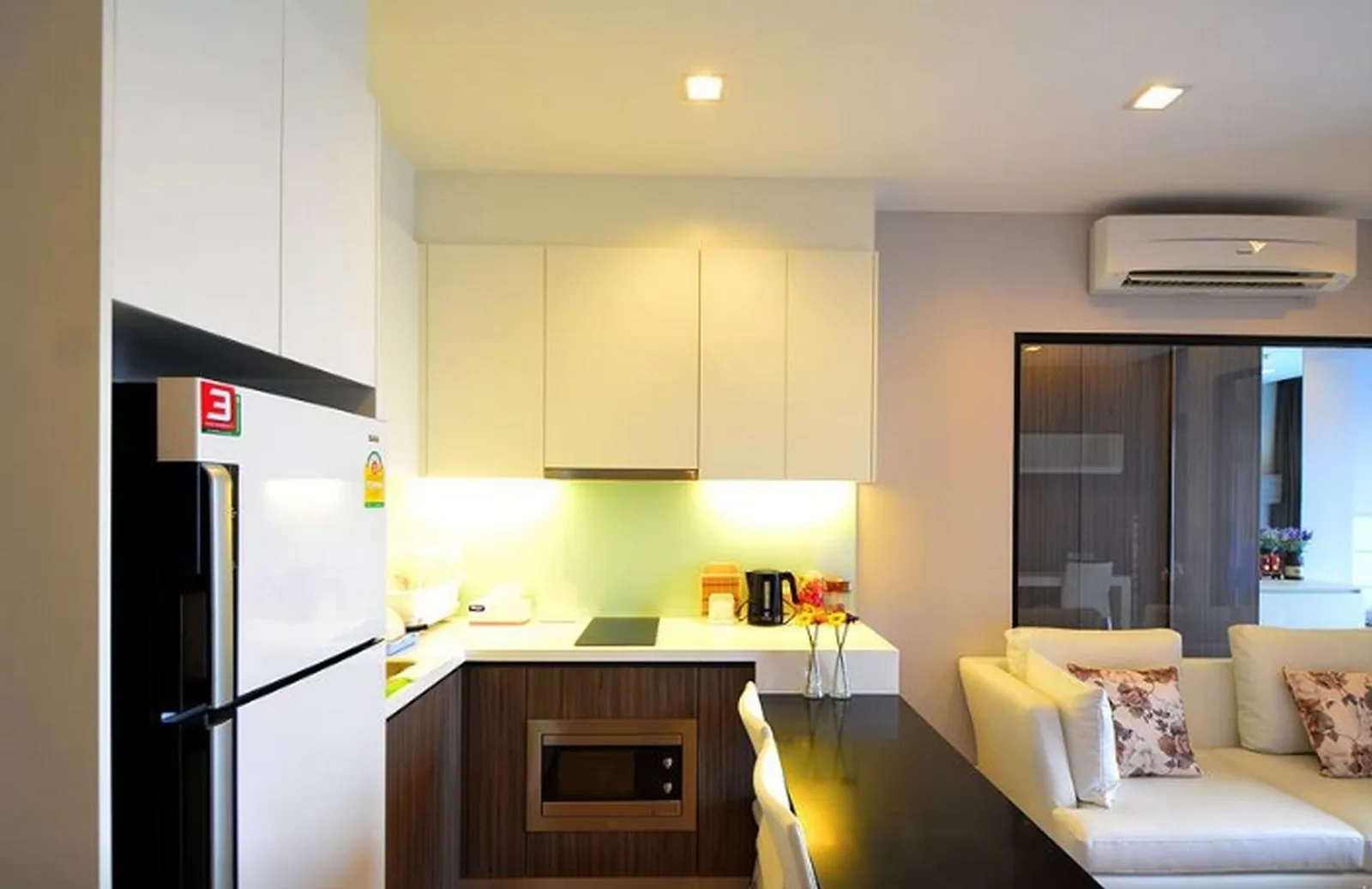 Urbano Absolute Sathon - Taksin — photo 4