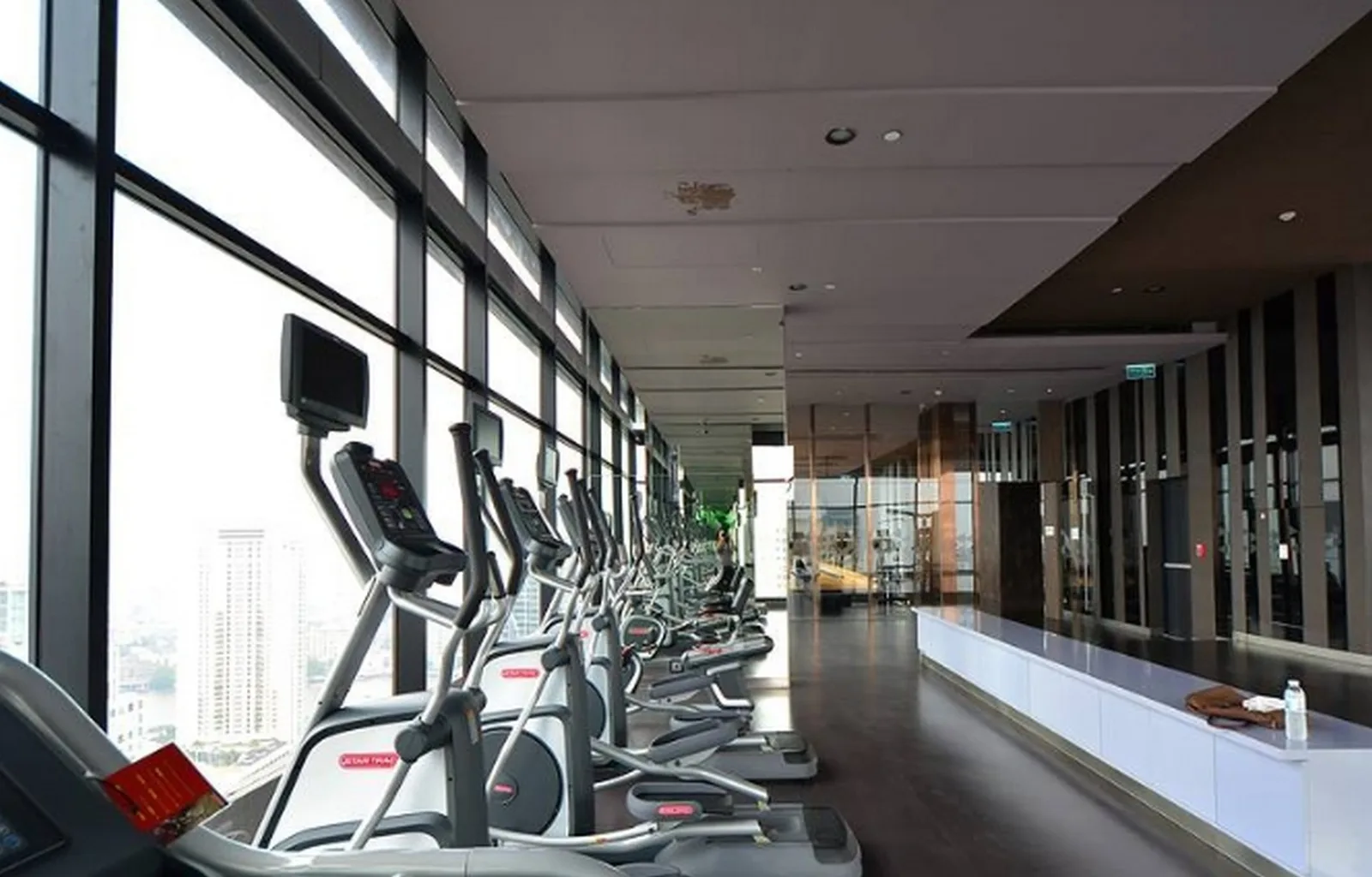 Urbano Absolute Sathon - Taksin — photo 9