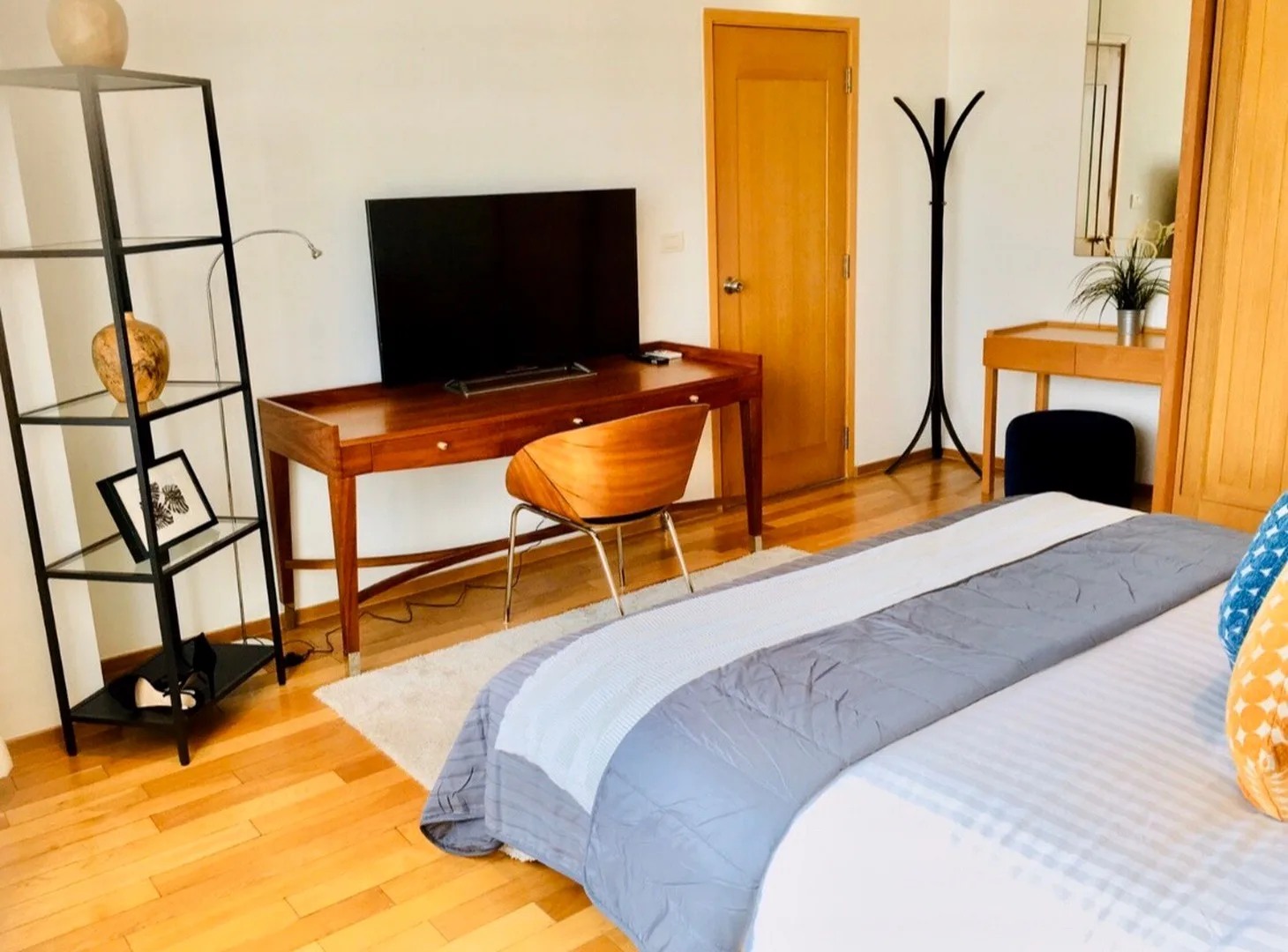The Emporio Place — photo 11