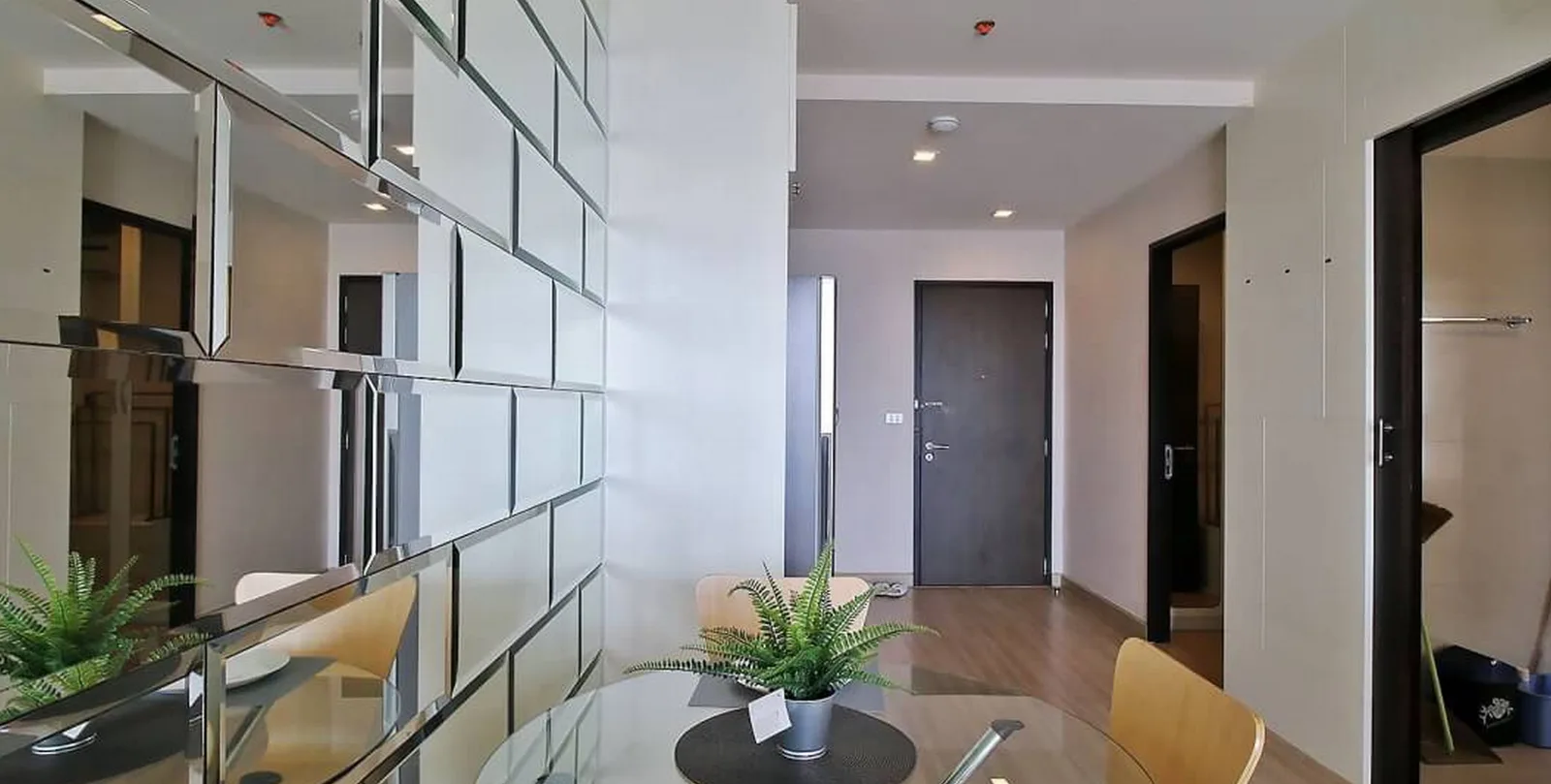 Sky Walk Condominium — photo 9