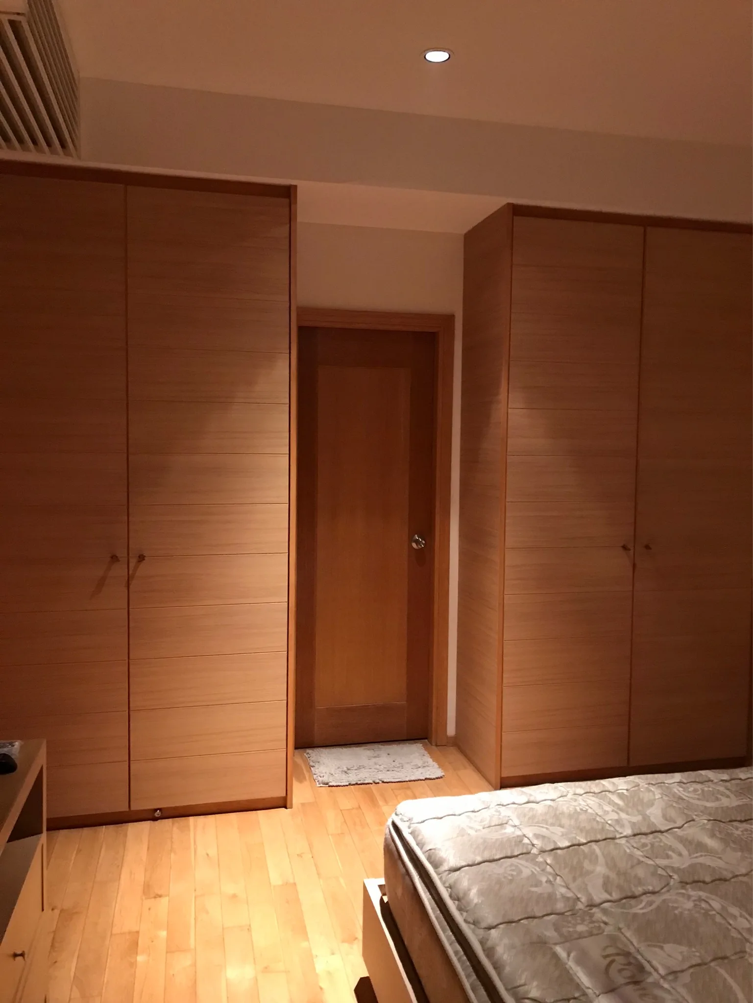 The Empire Place — photo 11