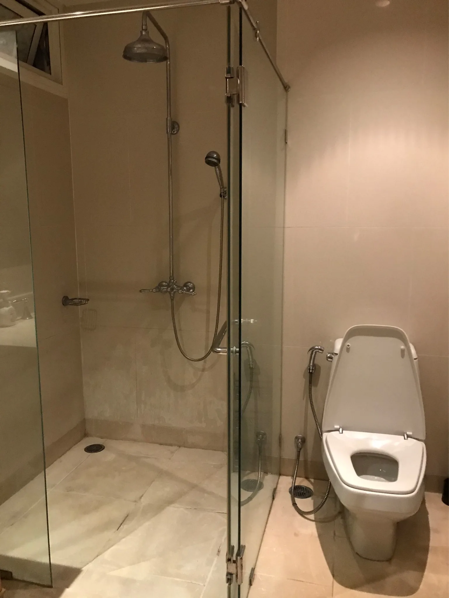 The Empire Place — photo 12