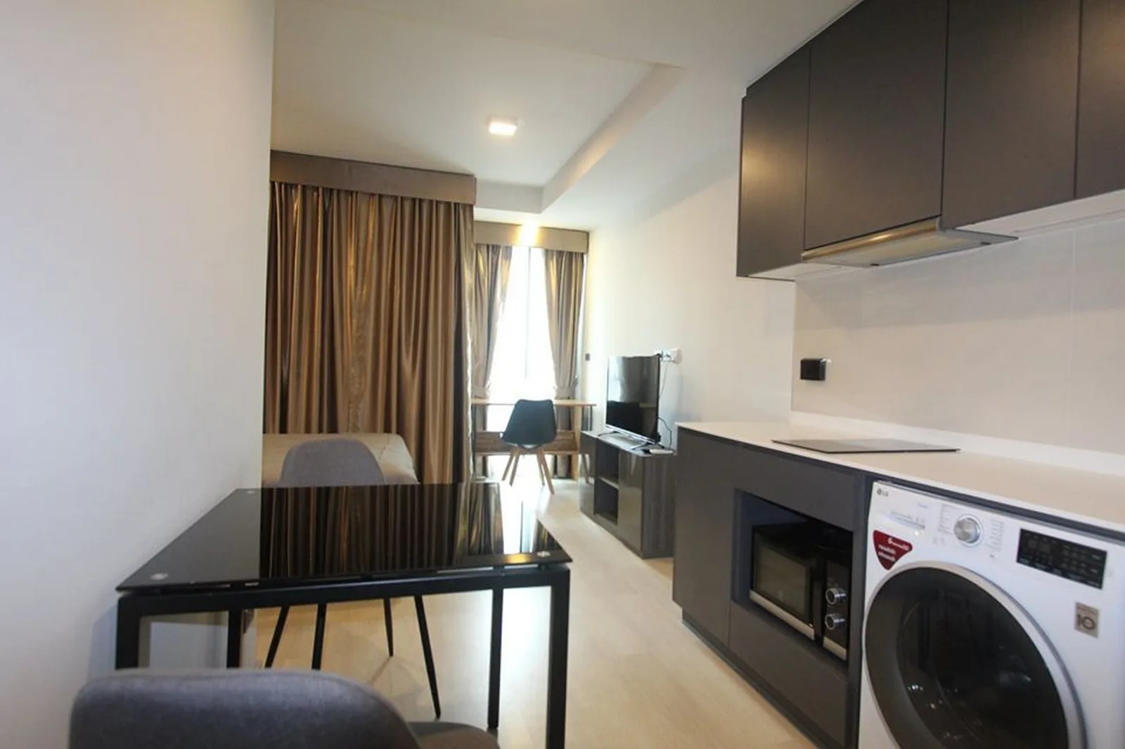 Venio Sukhumvit 10 — photo 4